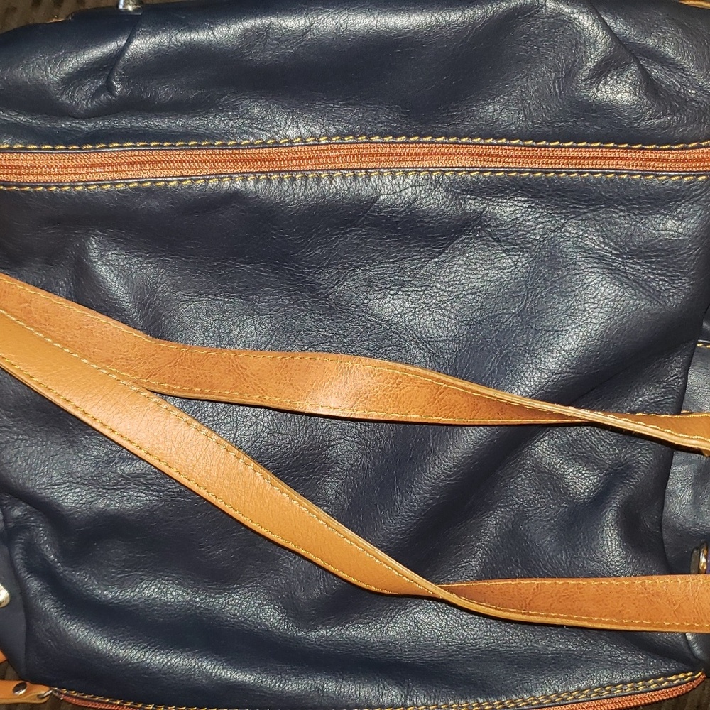 Purses. - Picture 4 of 6